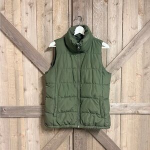 Old Navy Green Puffer Vest EUC